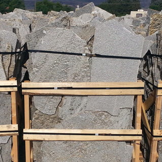 Sunset Silver™ Vertical Flagstone