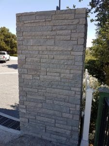 Azul & Grigio BLEND Ledgestone Thin Veneer project