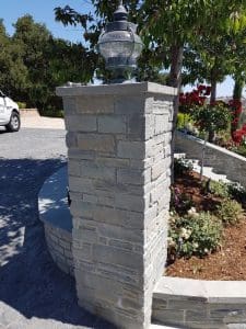 Azul & Grigio BLEND Ledgestone Thin Veneer project