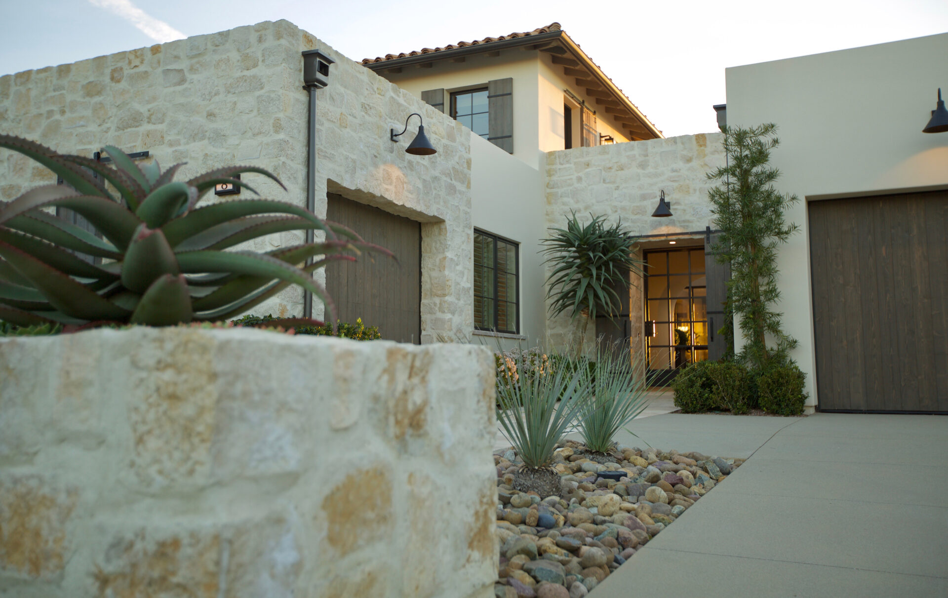 Skyline Ridge Ledge Thin Veneer fireplace 2